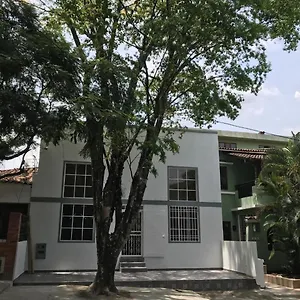 Inn Duplex Casa 1, Cali